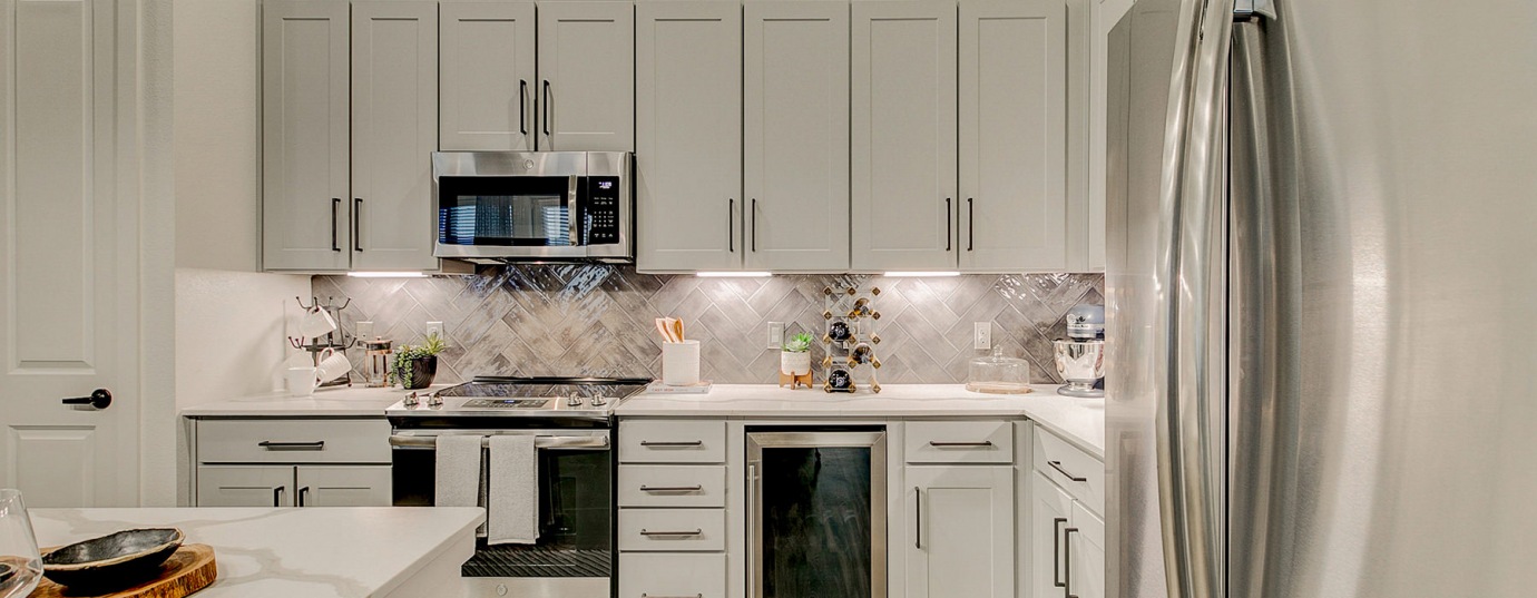 Studio, 1, & 2 Bedroom Apartments Addison Grove TX